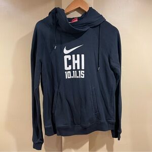 Nike Women’s Black Pullover Hoodie - 2015 Bank of America Chicago Marathon